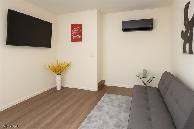 Building Photo - 1417 Danielle Rebecca Ave