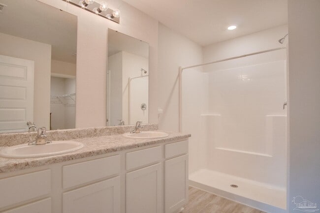 Building Photo - 4383 White Cedar Ct