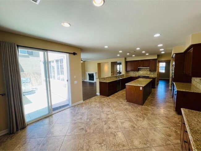 Building Photo - 32391 Alpine Ct