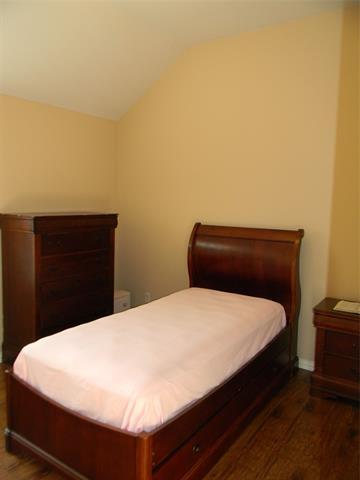 Building Photo - 1716 Kittyhawk Dr