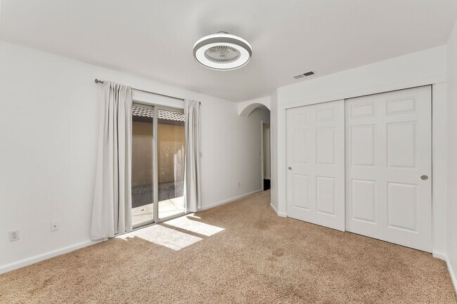Building Photo - 10000 Shana Way