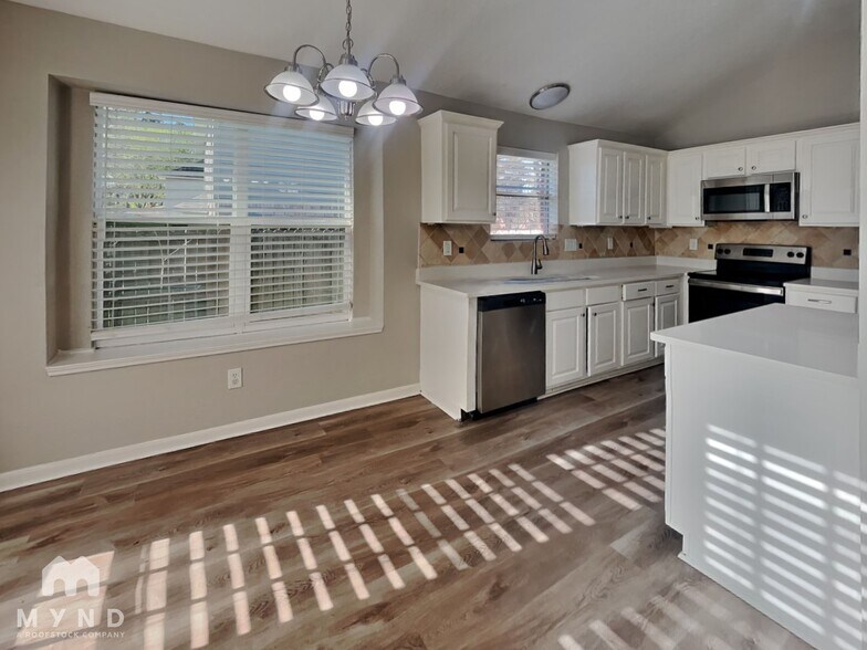 Building Photo - 234 Hartford Ln