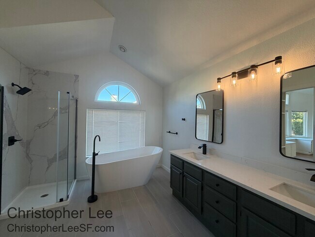 Building Photo - 1849 Kofman Pkwy