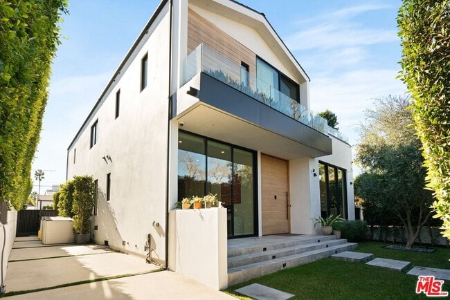 Building Photo - 6258 Drexel Ave