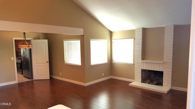 Building Photo - 2131 El Rancho Dr