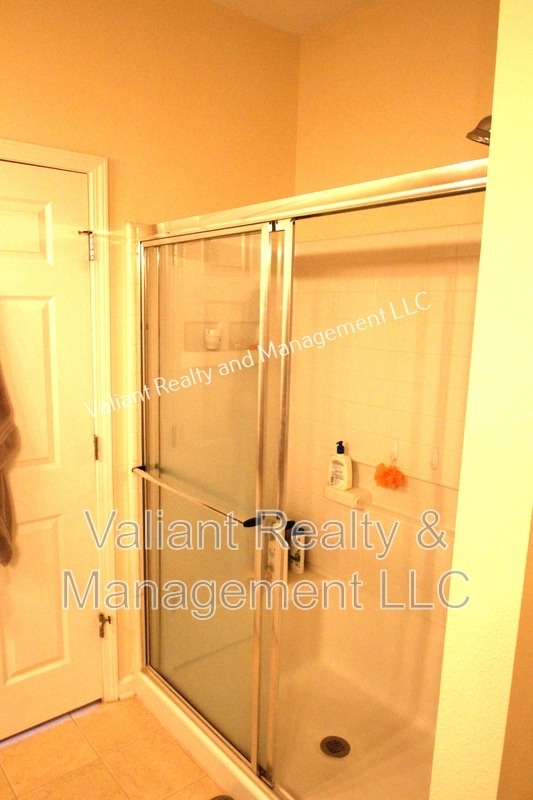 Building Photo - 13364 Beach Blvd