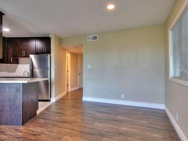 Building Photo - 40 Carquinez Scenic Dr