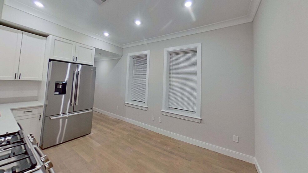 Building Photo - 45 Englewood Ave