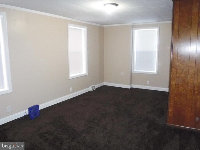 Building Photo - 540 George St