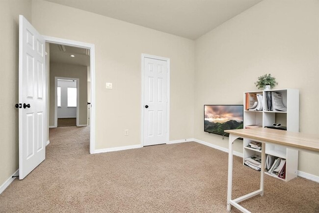 Building Photo - 26535 Ashwood Creek Ln