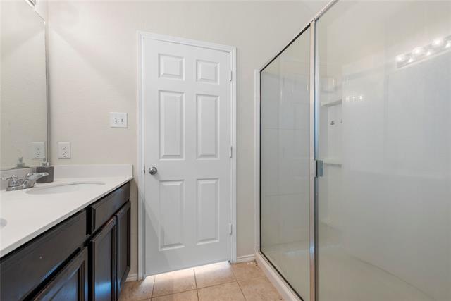 Building Photo - 2239 Heaton St