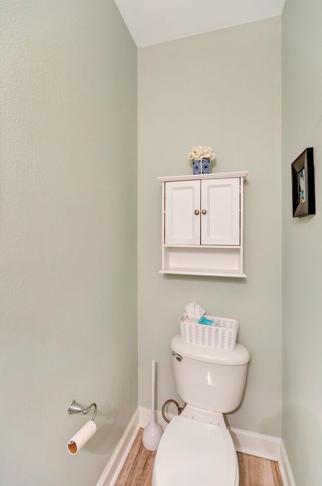 Building Photo - Immaculate Townhome in Dunes West