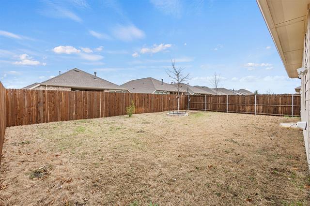 Building Photo - 3708 Milkweed Rd