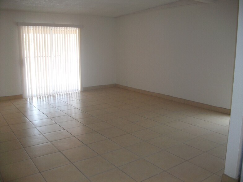Building Photo - 5111 Blanton Dr