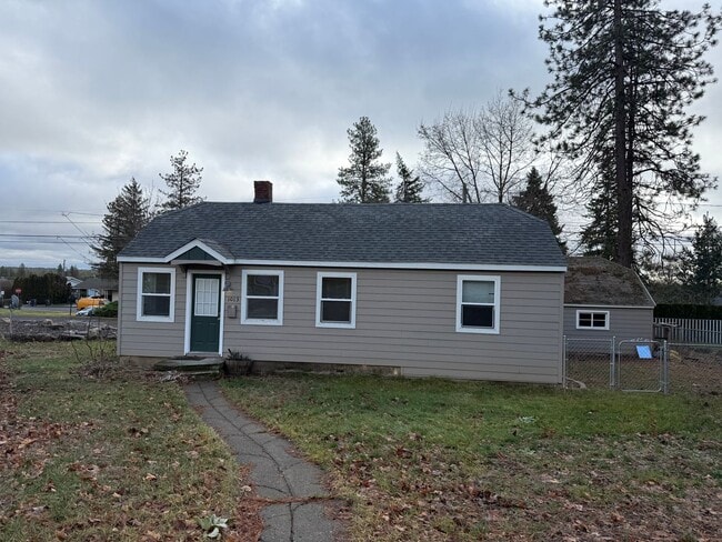 Building Photo - 2bd 1bth Home For Rent in Cheney