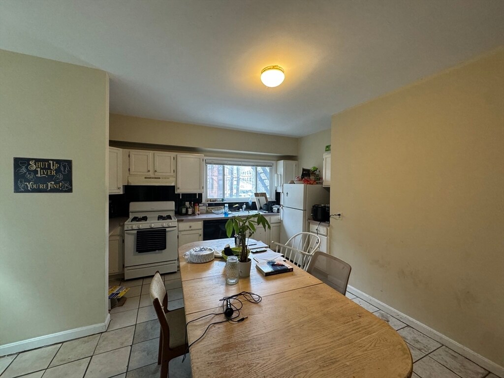 *Pictures are representative samples of the advertised unit. In some cases, the actual units you tou - 20 South St