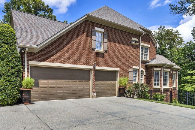 Building Photo - Fully Furnished 4 Bedroom, 3.5 Bath w/ 3 Car Garage and Unfinished Basement in Governors Club