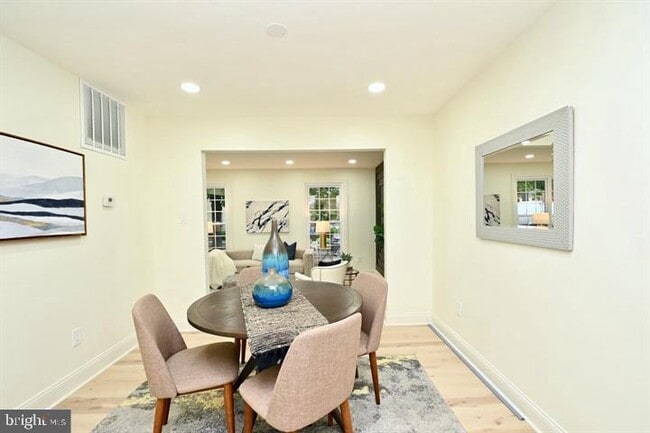 Building Photo - 4702 Forestdale Dr