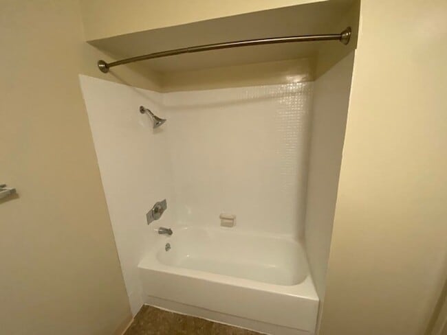 Building Photo - FULLERTON TOWNHOUSE NEAR CSUF   AVAILABLE ...