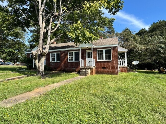 Primary Photo - Duplex walking distance to Uptown Shelby, NC