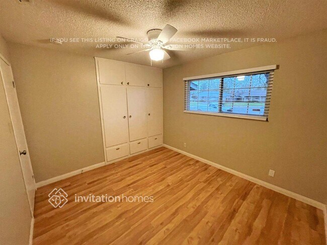 Building Photo - 2322 Cano Ct