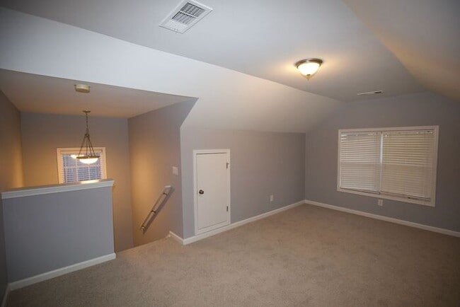 Building Photo - 7897 The Lakes Point