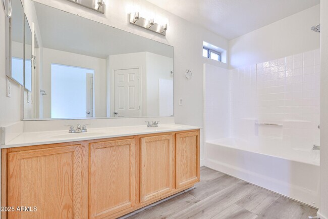 Building Photo - 17317 W Acapulco Ln