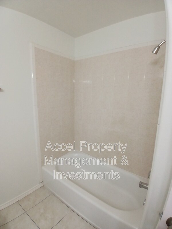 Building Photo - 130 San Jacinto St