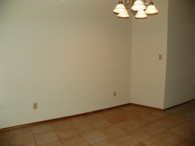 Building Photo - 4404 Rabbit Brush Ave NW