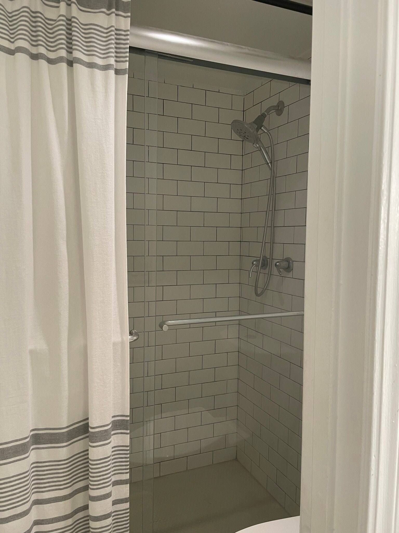 Building Photo - 134 Elysian Way NW