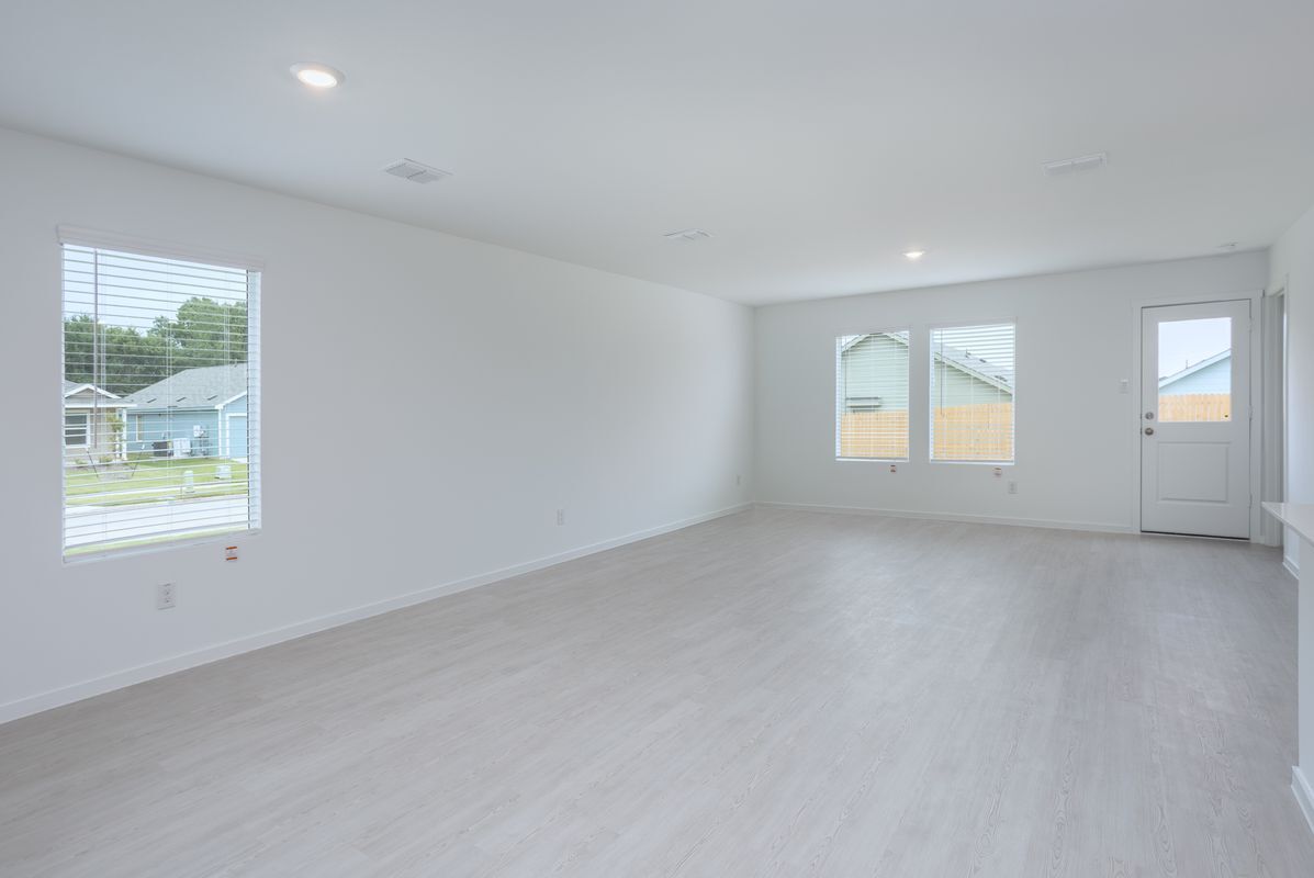 Building Photo - 727 Ginkgo Wy