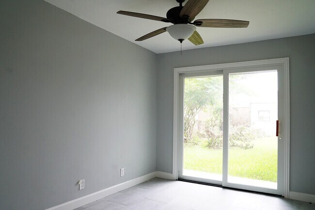 Building Photo - 3522 Rosedale St