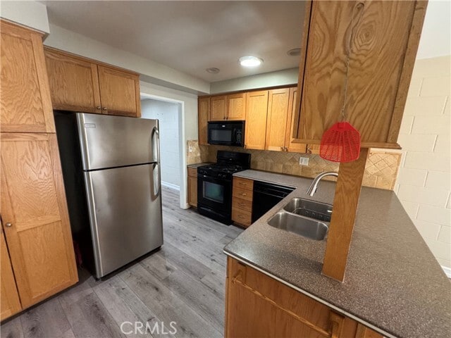 Building Photo - 18914 Cir of the Oaks