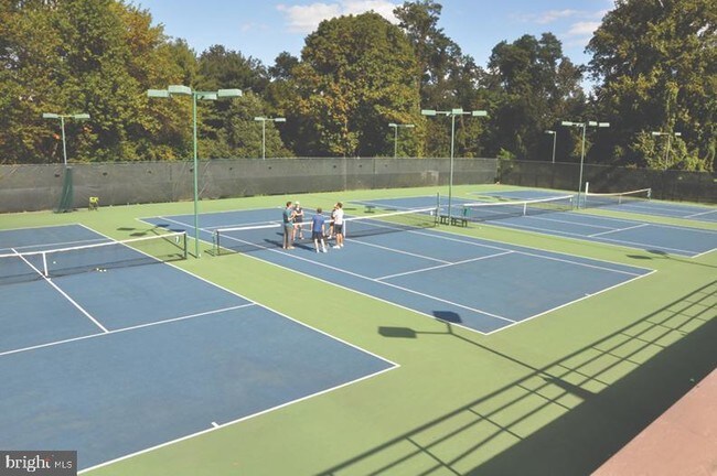 Building Photo - 5225 Pooks Hill Rd