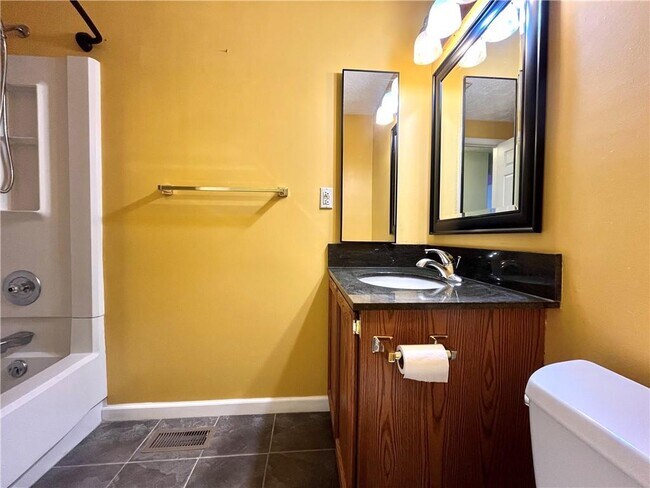 Building Photo - 6775 Windfaire Dr