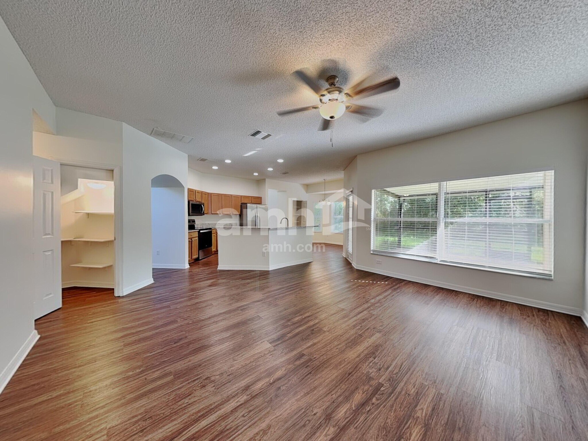 Building Photo - 1921 Darlin Cir