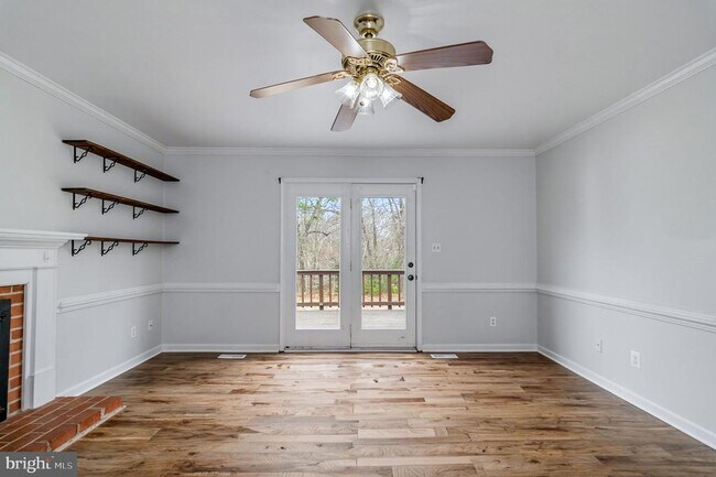 Building Photo - 2009 White Lake Dr