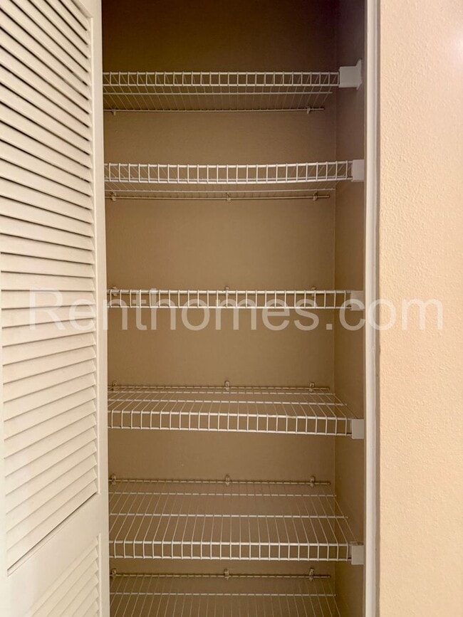 Building Photo - University City, 7405 Charmant Dr #2014, N...