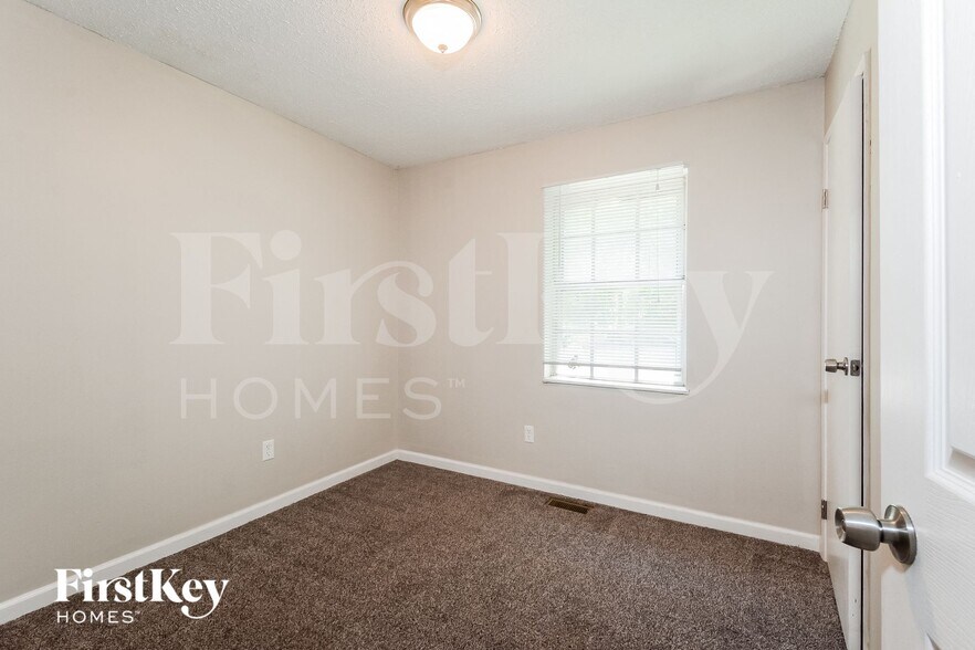 Building Photo - 1835 Stilton Ct