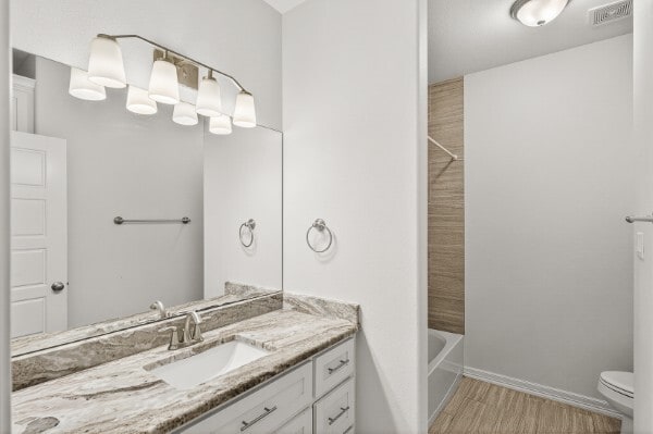 Building Photo - 13825 Suntan Ave