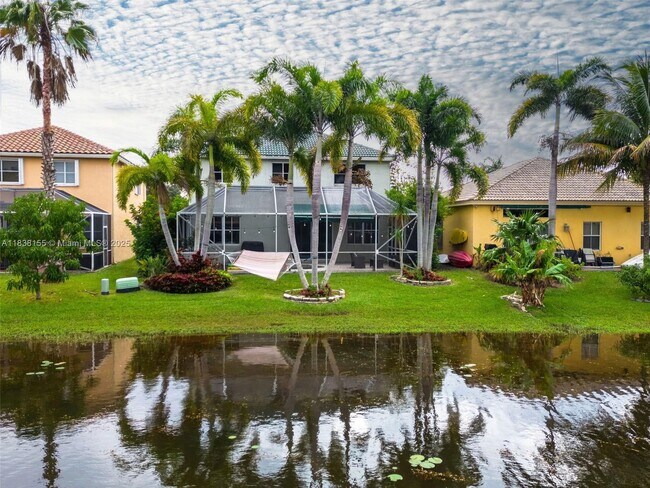 Building Photo - 797 Vista Meadows Dr