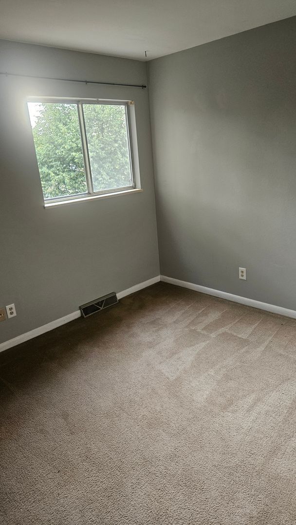 Building Photo - Cute 3 Bedroom Home Minutes from CSU