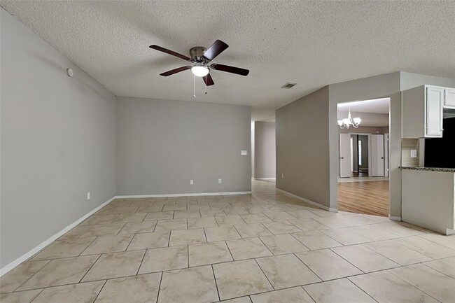Building Photo - 46 Sandpebble Dr
