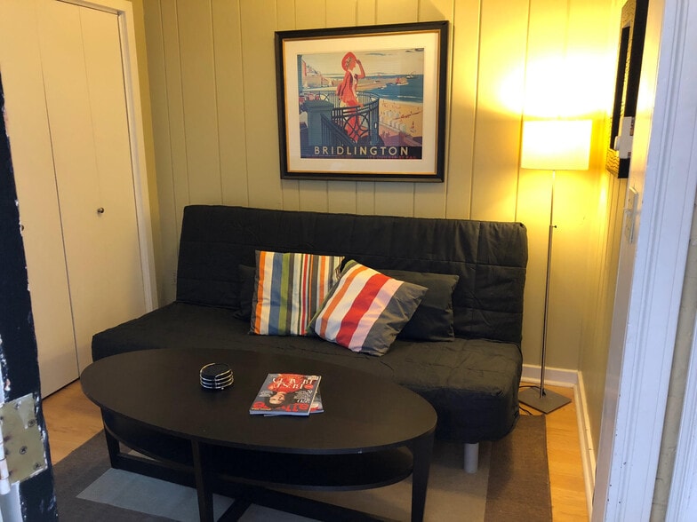 Sitting Room or Bedroom 2 - 10 E Church St