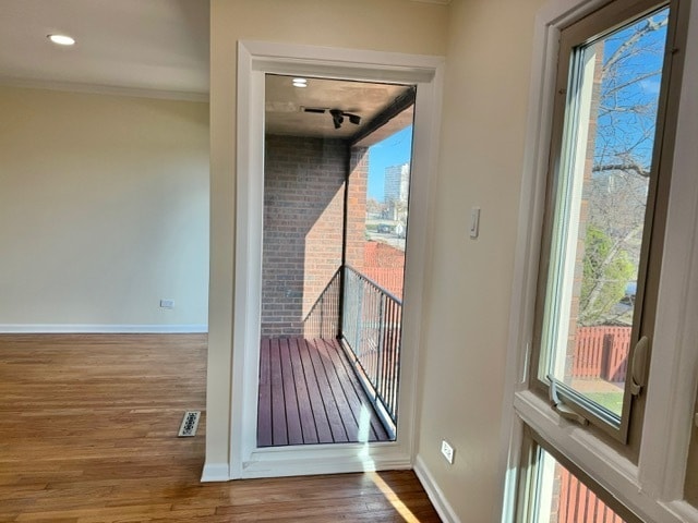 Building Photo - 2817 S Michigan Ave