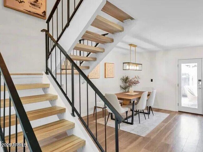 Building Photo - 4338 N Parkway Ave