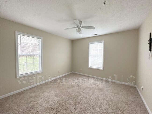 Building Photo - 410 Bubble Creek Ct