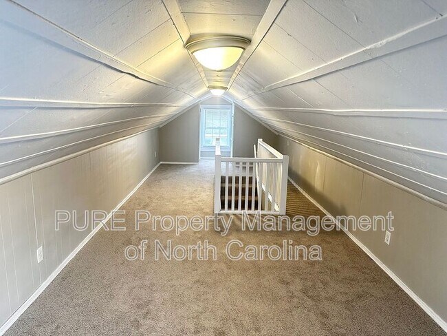 Building Photo - 2428 Gilmer Ave NE