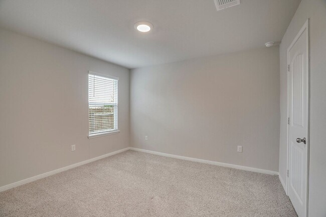 Building Photo - 1007 Coolridge Ct