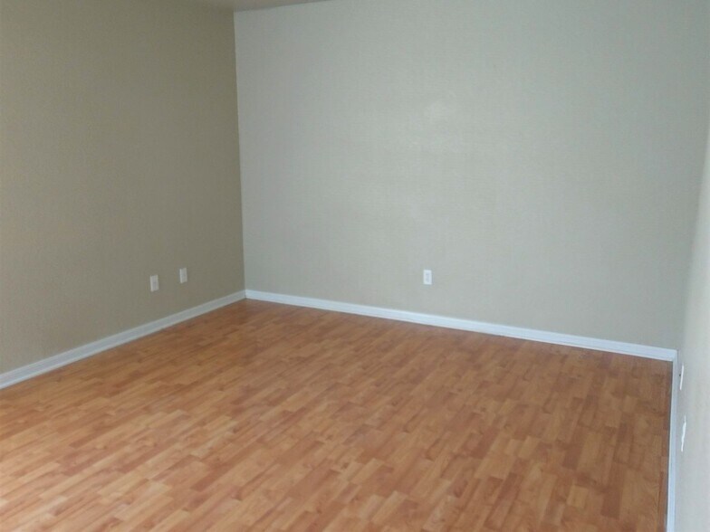 Building Photo - 3003 Baldwin Loop